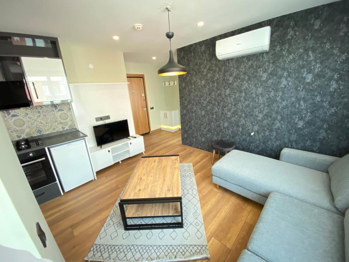 London Otel Анталия Екстериор снимка