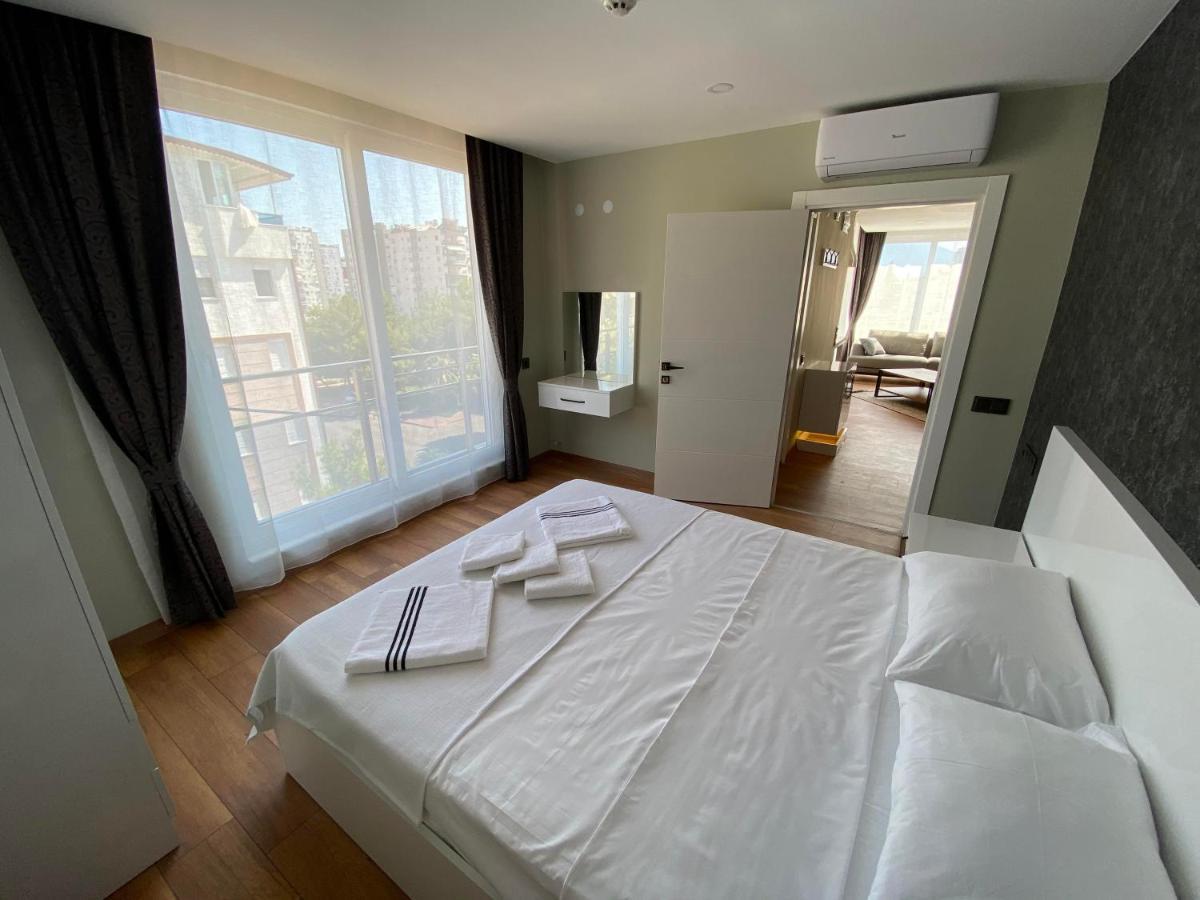 London Otel Анталия Екстериор снимка